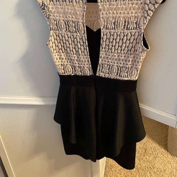 peplum dress - Picture 4 of 16